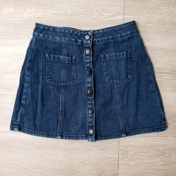 Brandy Melville button up blue denim mini skirt size 25 Y2K - Picture 1 of 6